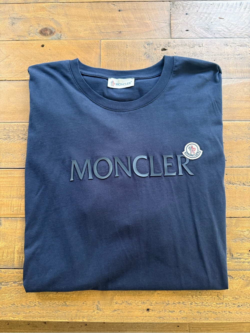 Moncler Men's Navy Logo Crewneck T-Shirt size 4 (XL), excellent condition